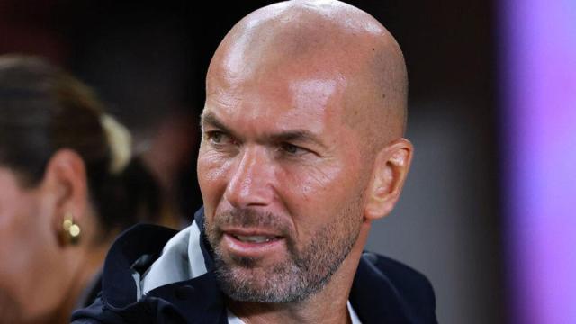 开云官网-齐达内去费内巴切？他只在准备2026执教法国队