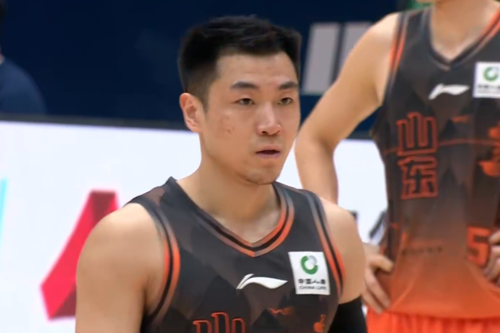 开云官网-山东男篮双杀宁波，高诗岩单节暴走制造逆转，小将王证斩获11分